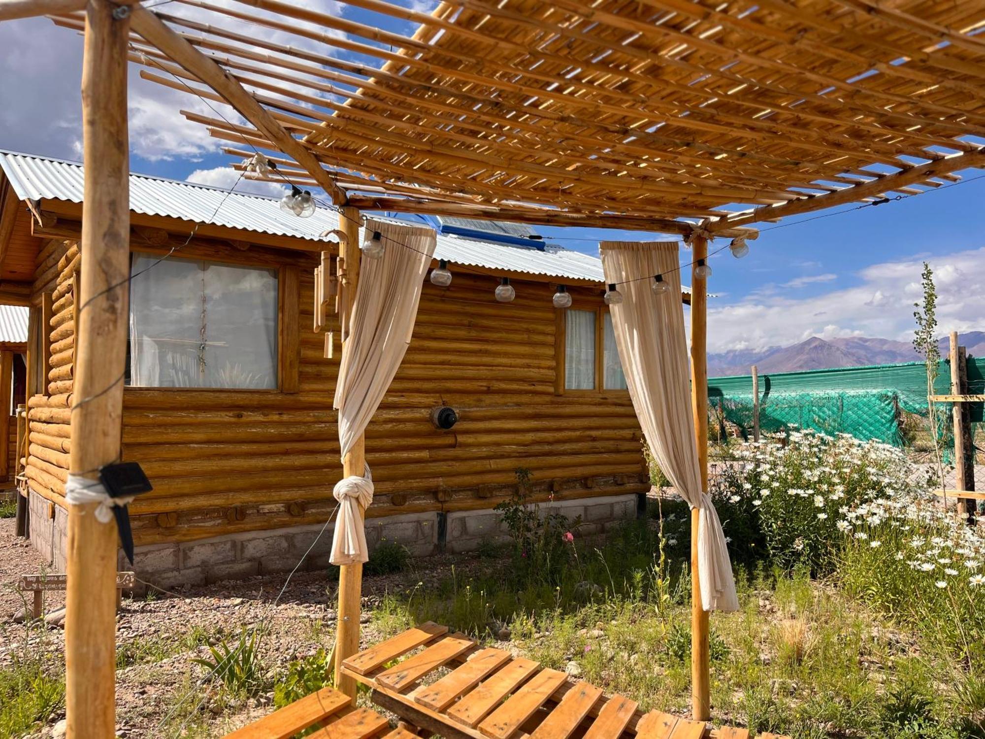 Paramitas Cabanas De Montana ウスパジャタ エクステリア 写真